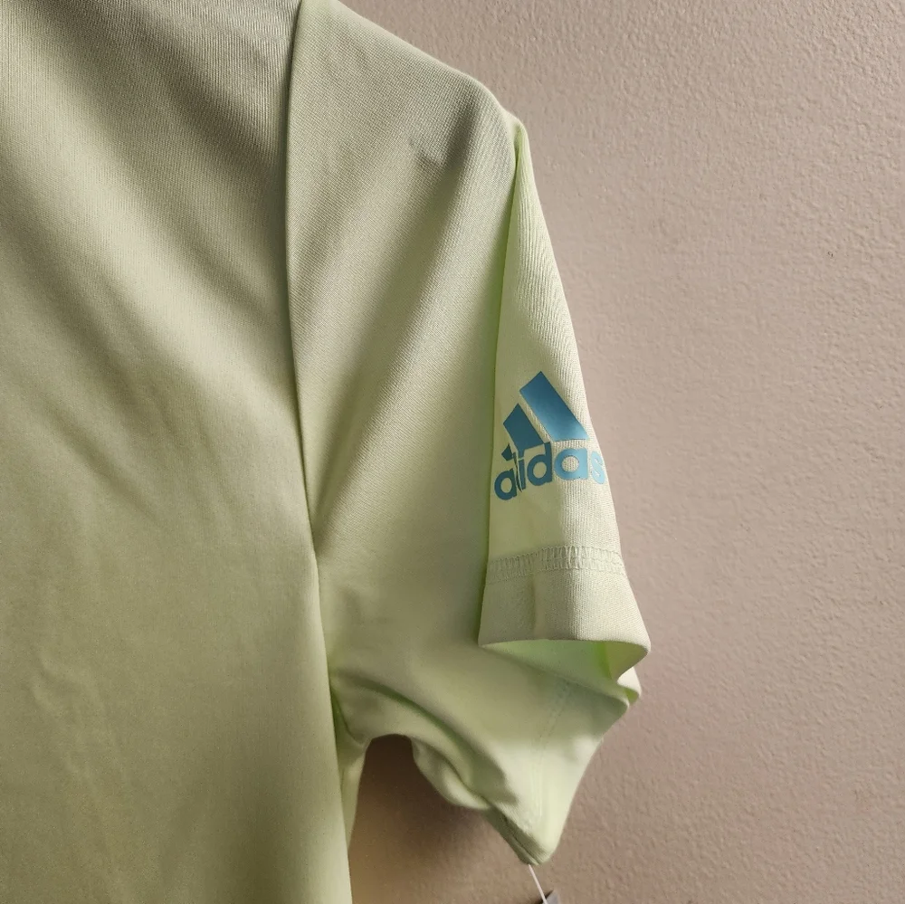 Adidas Aeroready Tshirt Youth Medium - Picture 2 of 6